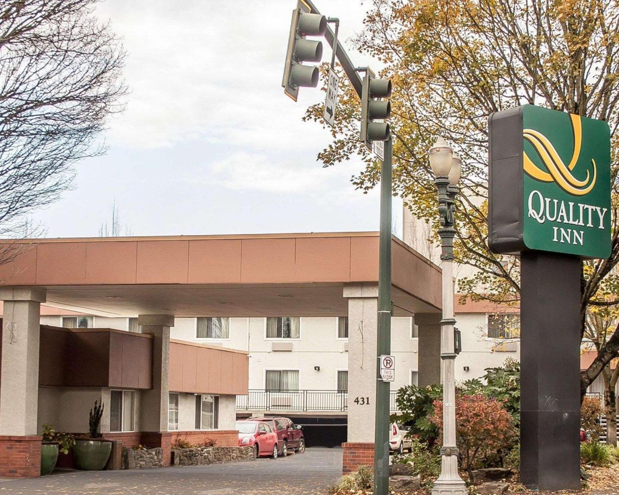Quality Inn Downtown Convention Center Portland Exterior photo